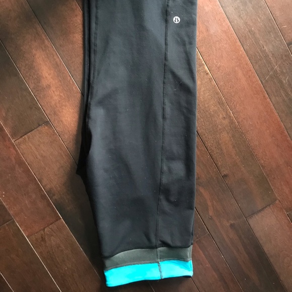 lululemon athletica Pants - Lululemon crop pants